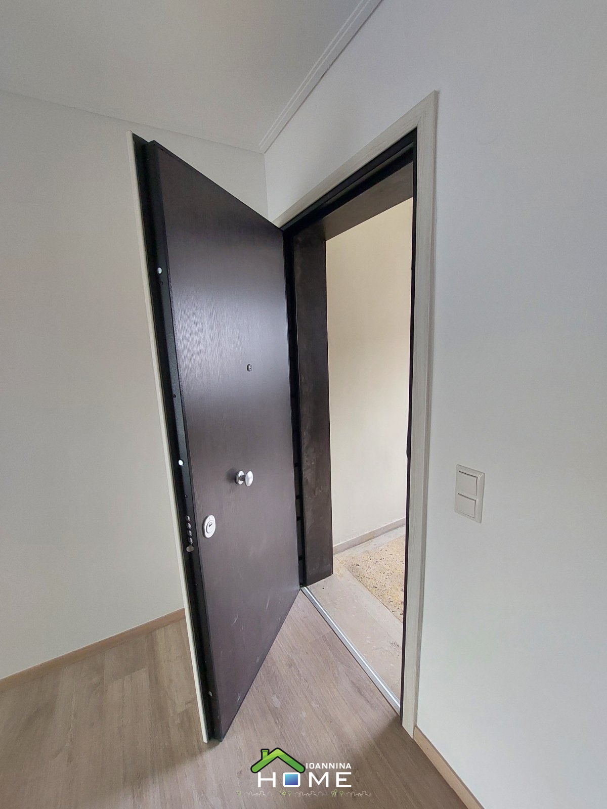 IMG-ed7b4f26ac54de0cc6125ebe0ddd6690-V